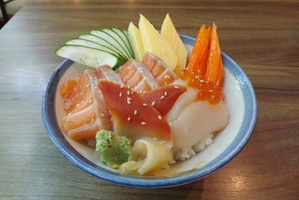 海鮮丼